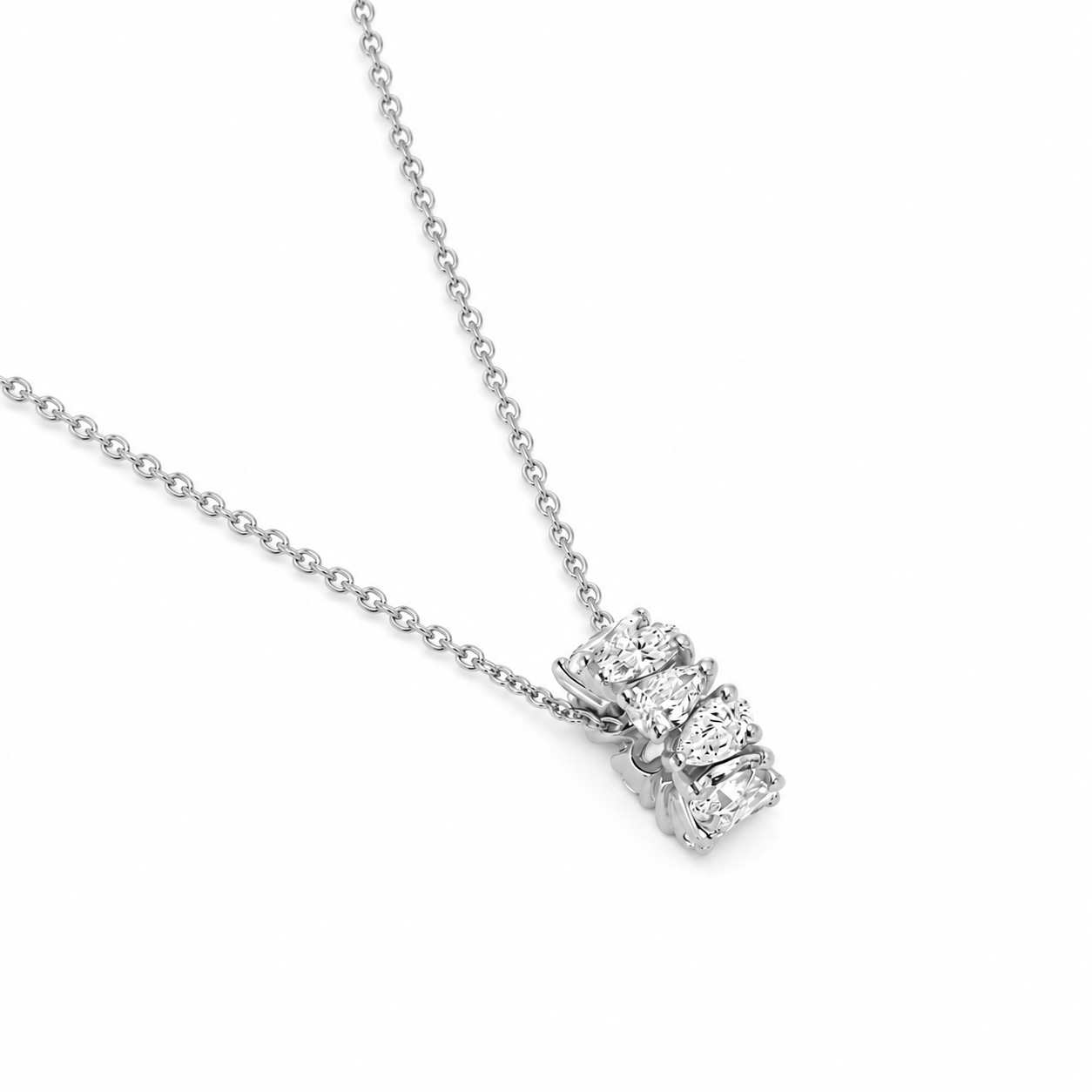 Clara pear circle pendant