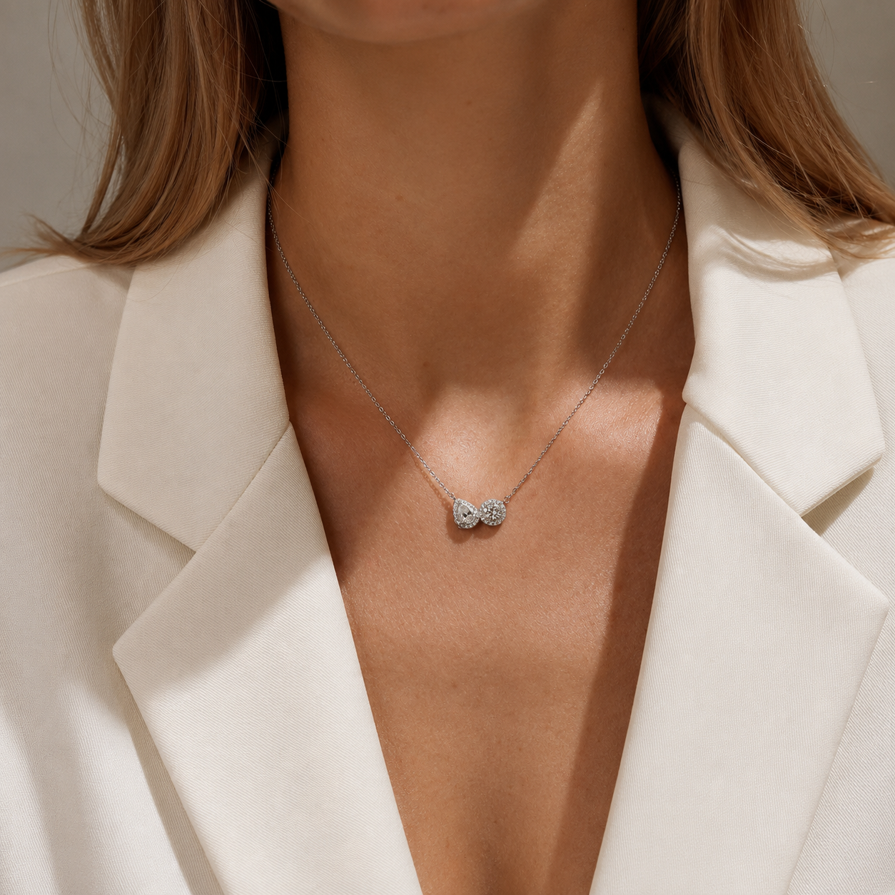 Billy halo pear-round toi et moi necklace