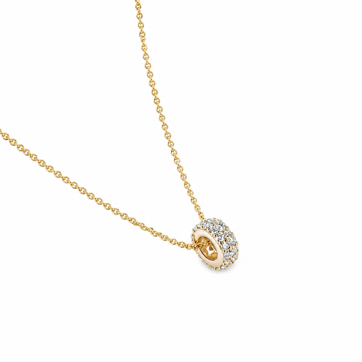 Clara circle pendant