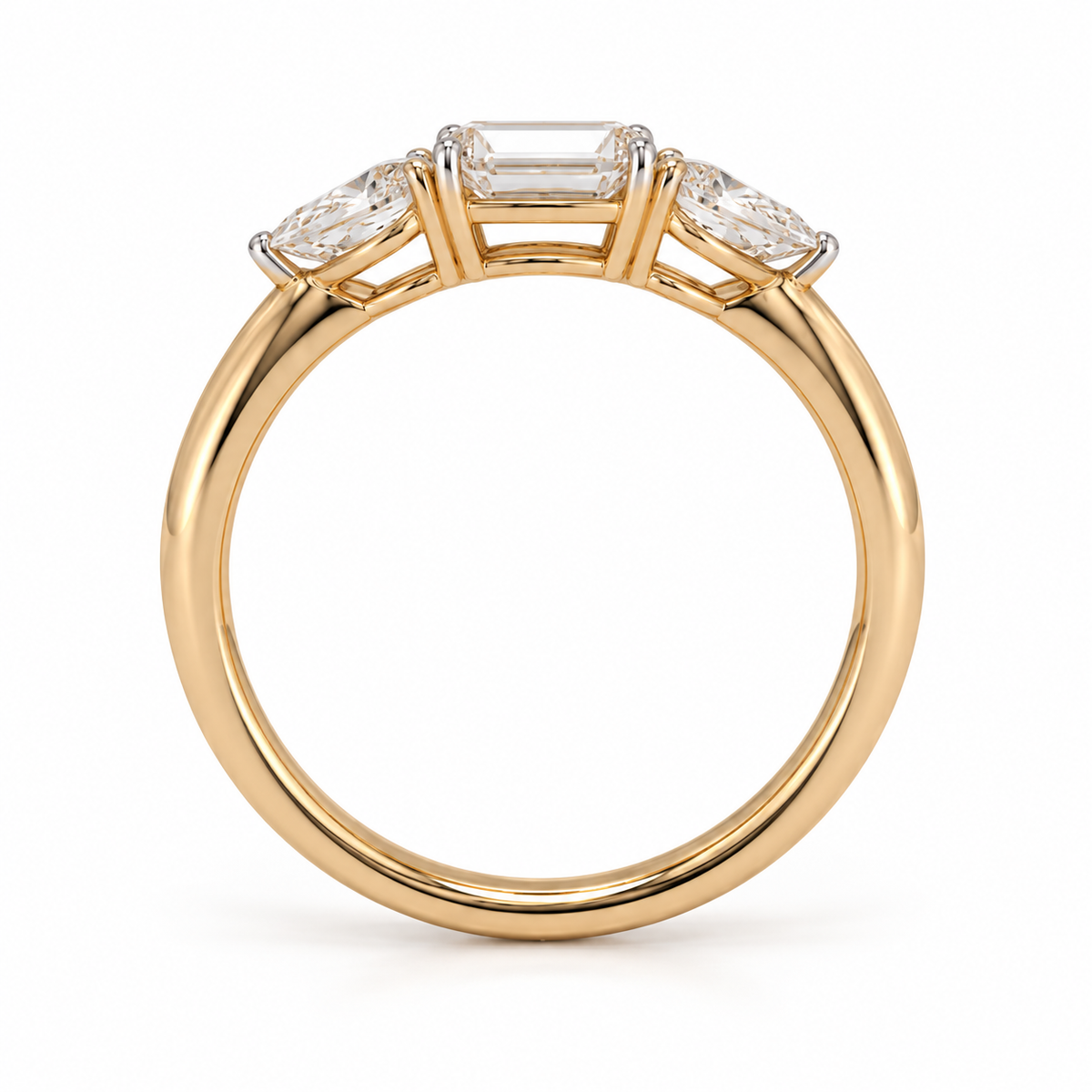 Archer pear-emeral ring