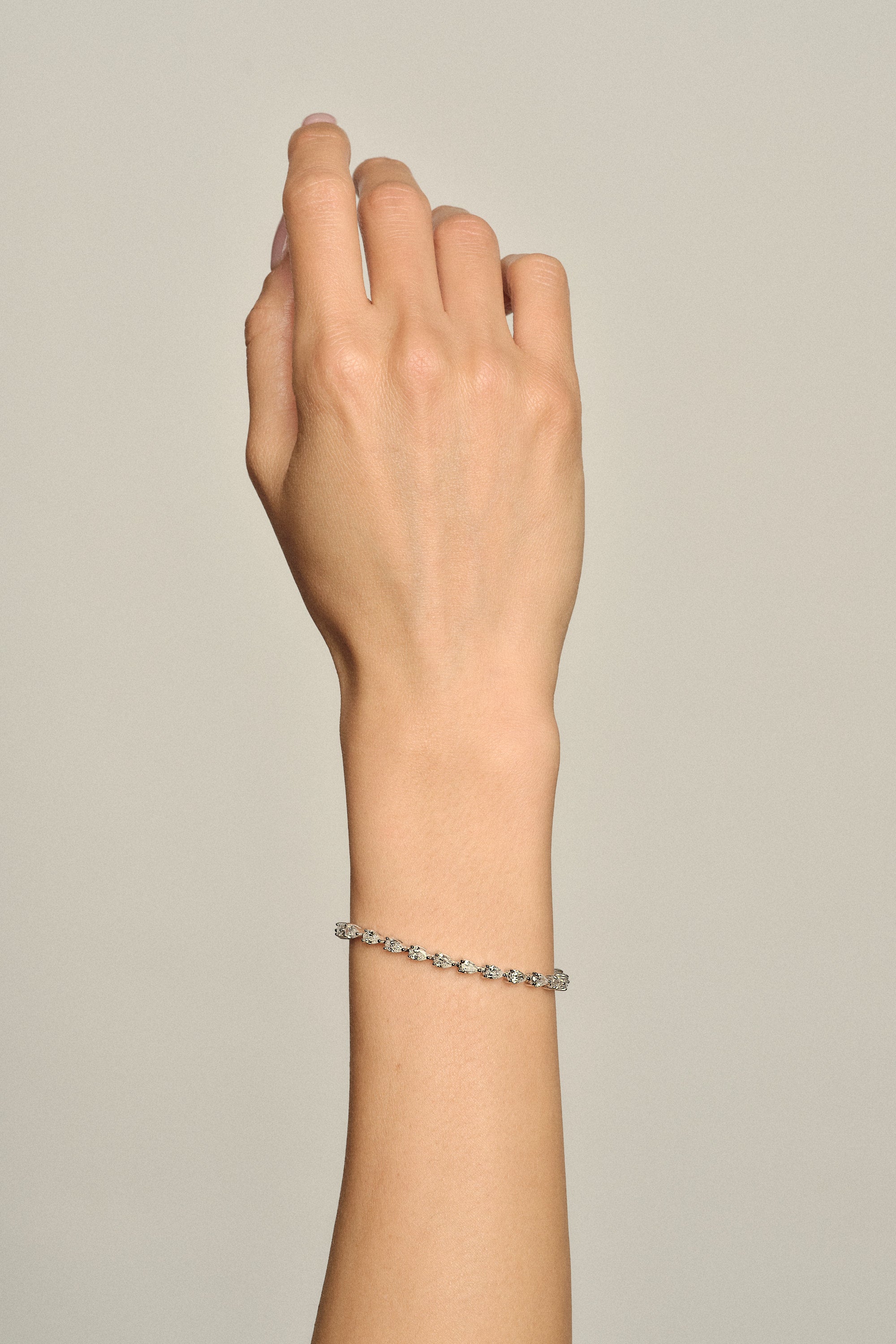Grand Pear Tennis Bracelet