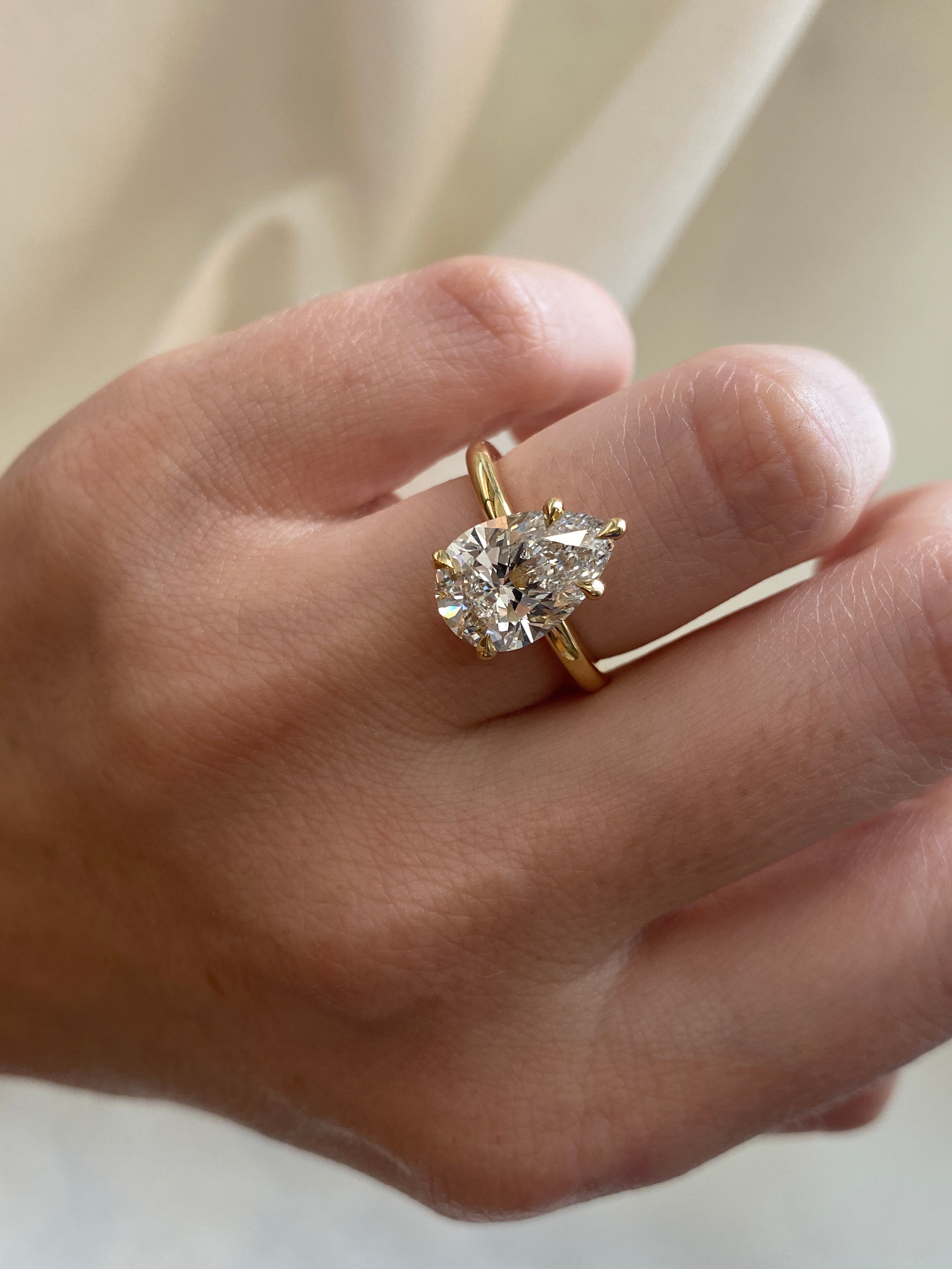Kishani Alara 2.0ct Pear Solitaire Ring