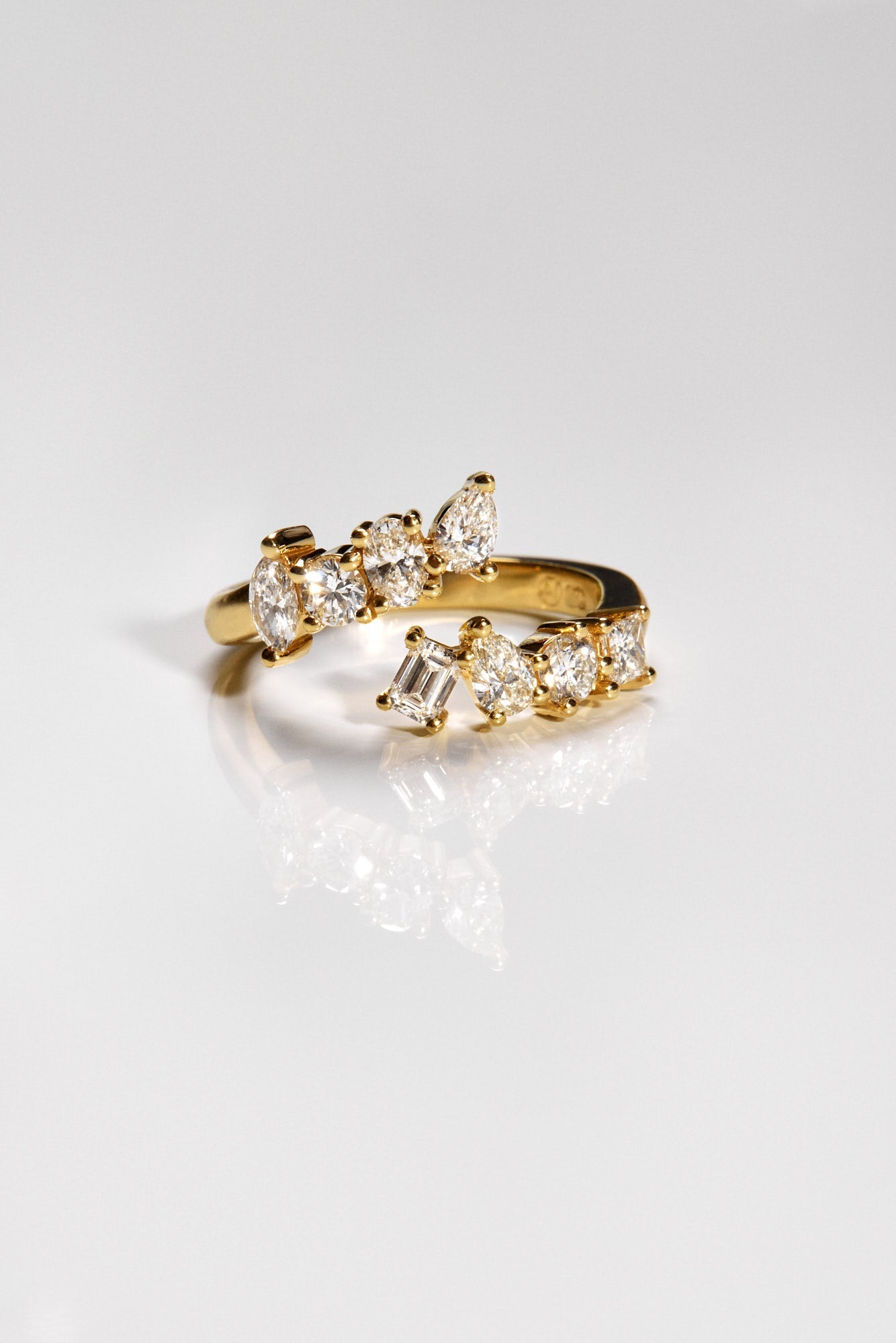Mini Scattered Diamond Wrap Ring