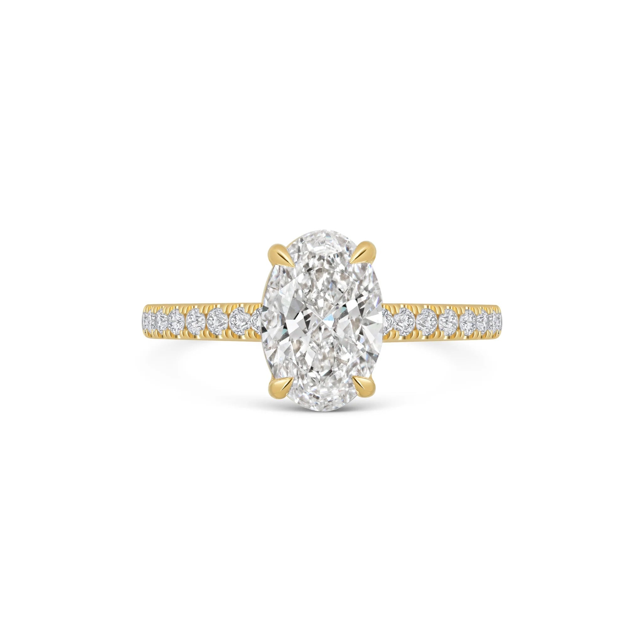 Dries Pavé Oval Halo Ring
